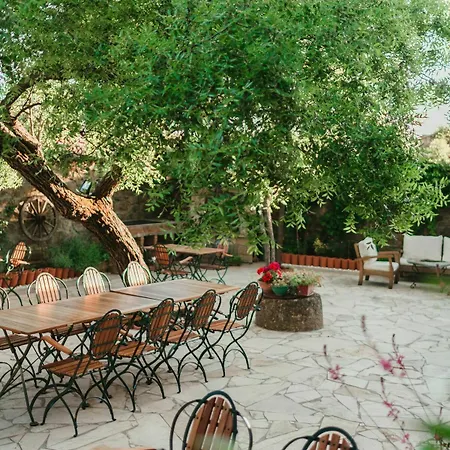 Hunnaphan Hotel Adatepe (Ayvacik)